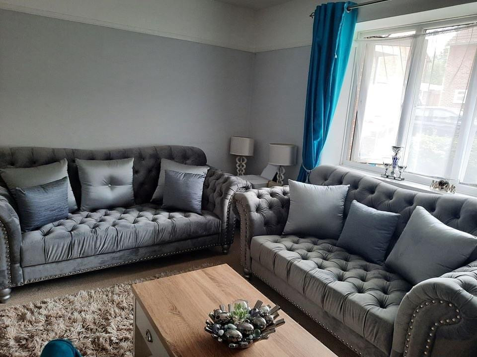 Elegance Sofa Set